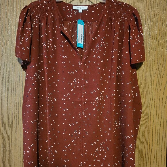 NWT Monday Fun blouse, burgundy, size 2X - Picture 2 of 5